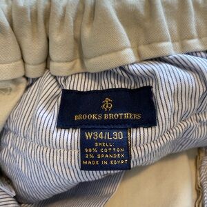 Brooks Brothers Joggers. Size is 34-30
